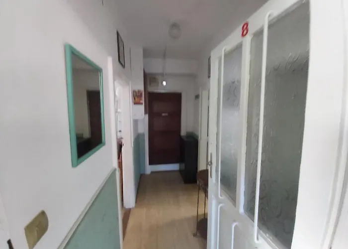 Newmidi Terrace, Wifi Gæstehus 3*