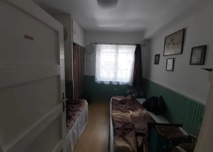 Newmidi Terrace, Wifi Gæstehus