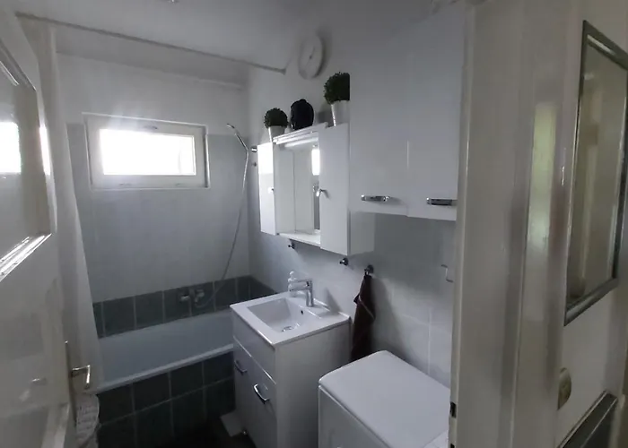 Gæstehus Newmidi Terrace, Wifi 3*